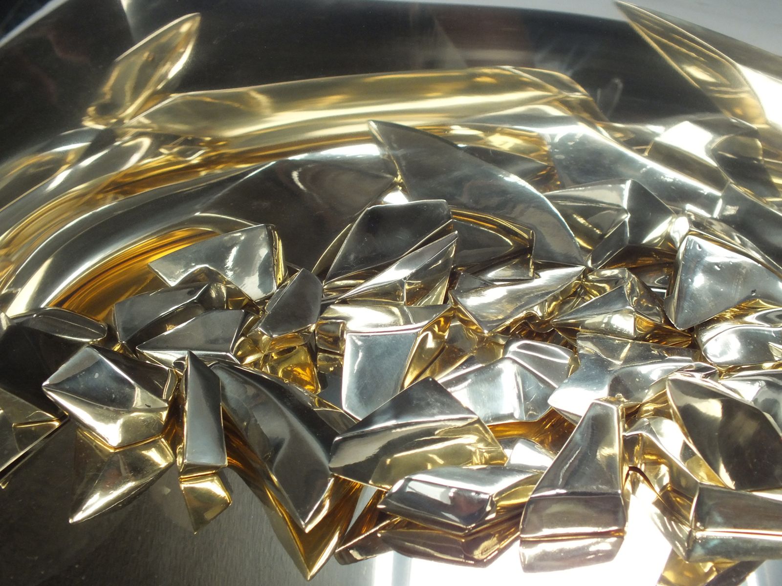 Another Reality — relief aluminium et or